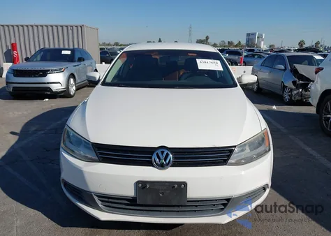2013 Volkswagen Jetta 2.5L Se z USA, uszkodzony, nr VIN 3VWDP7AJ0DM394077